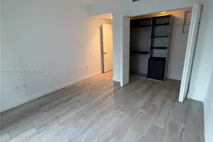 45 SW 9th St, Miami, FL 33130 - Photo 5