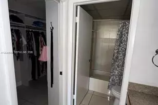 10975 SW 107th St, Miami, FL 33176 - Photo 15