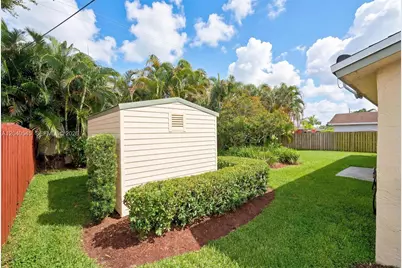 2760 NW 108th Ave, Sunrise, FL 33322 - Photo 29