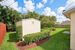 2760 NW 108th Ave, Sunrise, FL 33322 - Photo 29
