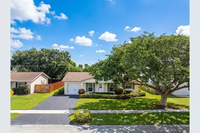 2760 NW 108th Ave, Sunrise, FL 33322 - Photo 31