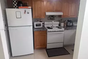 140 NW 87th Ave, Miami, FL 33172 - Photo 15