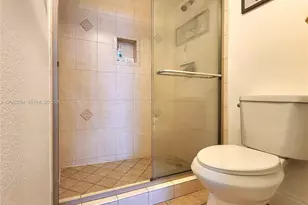 2030 S Ocean Dr, Hallandale Beach, FL 33009 - Photo 21