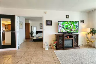 2030 S Ocean Dr, Hallandale Beach, FL 33009 - Photo 15
