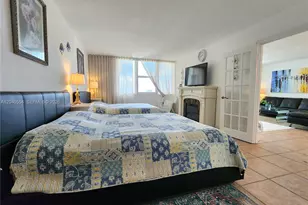 2030 S Ocean Dr, Hallandale Beach, FL 33009 - Photo 17