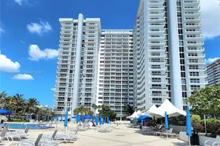 2030 S Ocean Dr, Hallandale Beach, FL 33009 - Photo 23