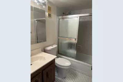 900 Saint Charles Pl #407, Pembroke Pines, FL 33026 - Photo 15