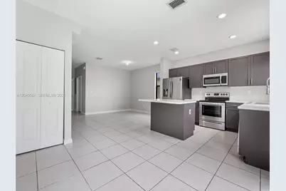 11860 SW 245th Ter, Homestead, FL 33032 - Photo 13