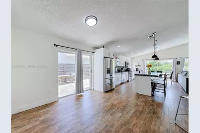 1141 NW 173rd Ave, Pembroke Pines, FL 33029 - Photo 9
