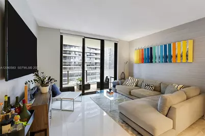 1010 Brickell Ave #3007, Miami, FL 33131 - Photo 3