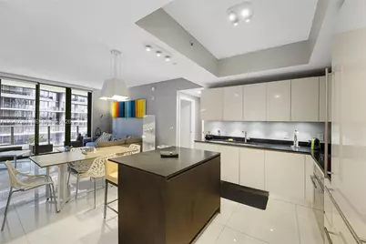 1010 Brickell Ave #3007, Miami, FL 33131 - Photo 7