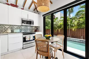 547 NE 59th St, Miami, FL 33137 - Photo 15