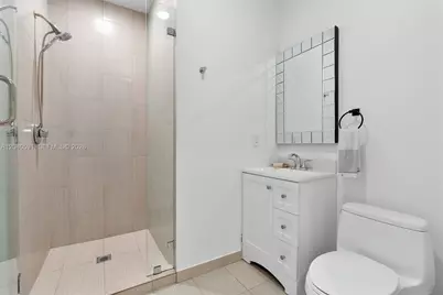 547 NE 59th St, Miami, FL 33137 - Photo 29