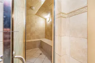 2030 S Ocean Dr, Hallandale Beach, FL 33009 - Photo 27