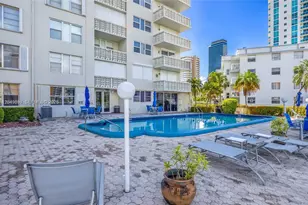 1893 S Ocean Dr, Hallandale Beach, FL 33009 - Photo 25