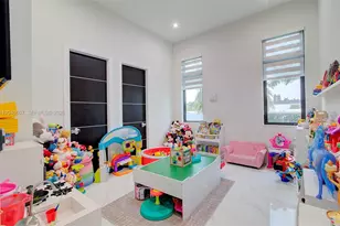 13052 NW 102nd Ave, Hialeah Gardens, FL 33018 - Photo 31