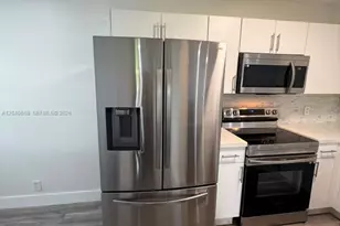9021 W Sunrise Blvd, Plantation, FL 33322 - Photo 17