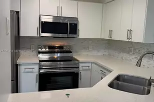 9021 W Sunrise Blvd, Plantation, FL 33322 - Photo 13