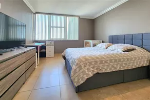 2030 S Ocean Dr, Hallandale Beach, FL 33009 - Photo 13
