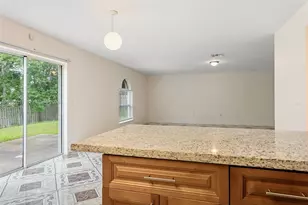 12096 Prospect Creek Dr, Jacksonville, FL 32218 - Photo 7