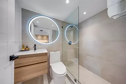 1621 Bay Rd #PH4, Miami Beach, FL 33139 - Photo 31