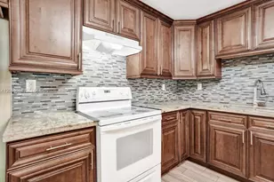 4114 NW 88th Ave, Coral Springs, FL 33065 - Photo 9