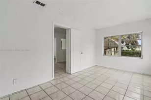 13020 NW 1st Ave, Miami, FL 33168 - Photo 21