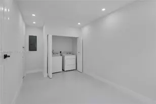 337 W 28th St, Miami Beach, FL 33140 - Photo 35