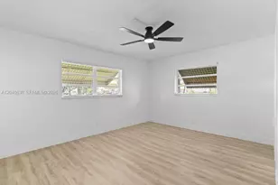414 SE 10th St, Dania Beach, FL 33004 - Photo 13