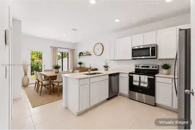 4825 Dillion St, Lake Worth, FL 33463 - Photo 13