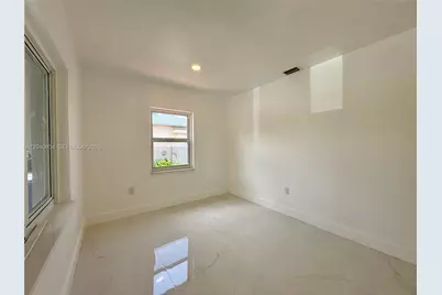 228 NW 32nd Ave #230, Miami, FL 33125 - Photo 7
