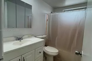 1600 NE 114th St, Miami, FL 33181 - Photo 5