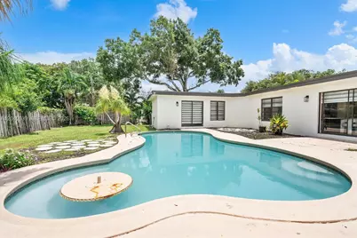 885 Azalea Ct, Plantation, FL 33317 - Photo 51