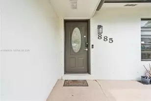885 Azalea Ct, Plantation, FL 33317 - Photo 7