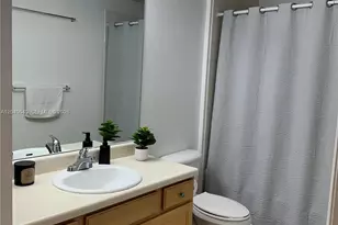 6001 SW 70th St, South Miami, FL 33143 - Photo 7