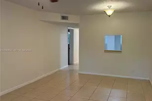 7900 S Colony Cir S, Tamarac, FL 33321 - Photo 5