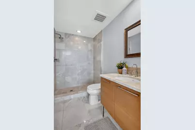 17001 Collins Ave #3402, Sunny Isles Beach, FL 33160 - Photo 23