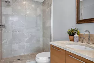 17001 Collins Ave, Sunny Isles Beach, FL 33160 - Photo 23