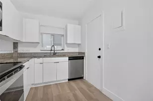 1939 Jefferson St, Hollywood, FL 33020 - Photo 9