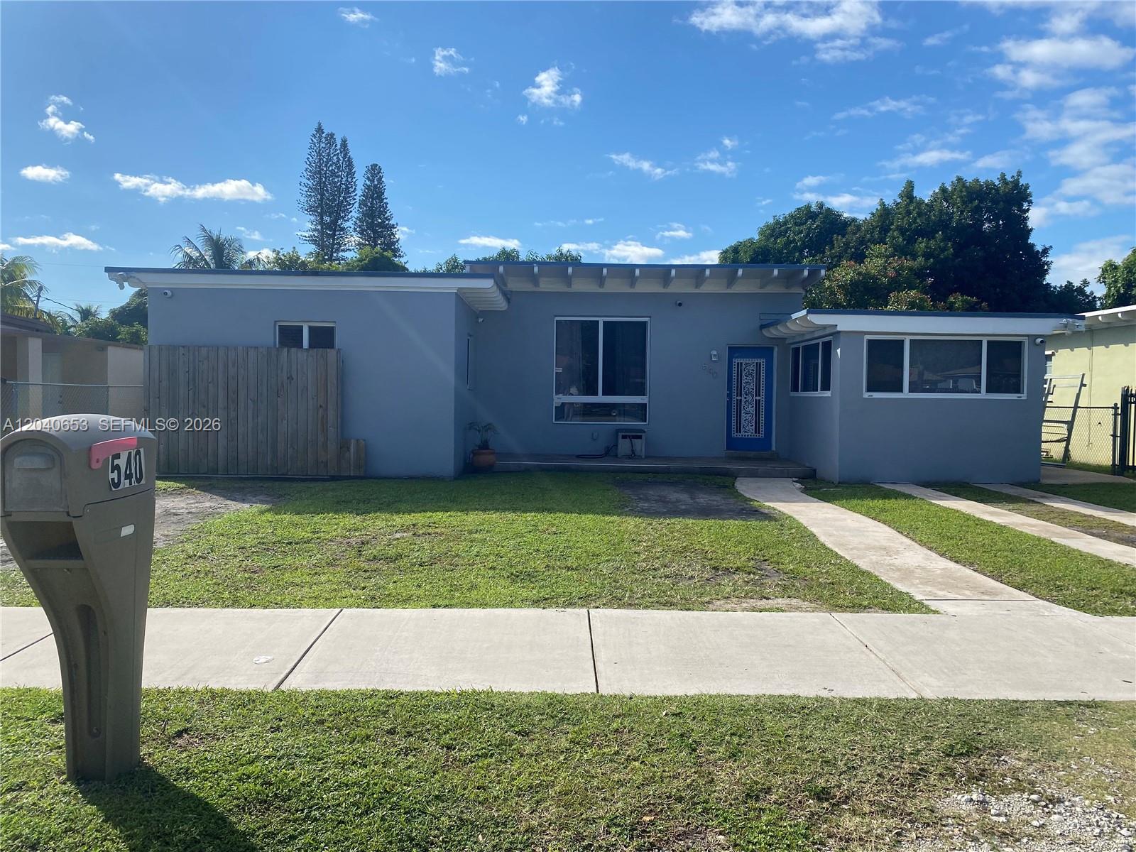 540 NW 111th St - 540 NW 111th St, Miami, FL 33168 Luxury Property | Jose Angel Pina