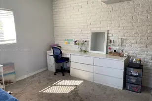 540 NW 111th St, Miami, FL 33168 - Photo 17
