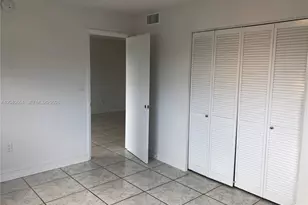 444 SW 4th St, Miami, FL 33130 - Photo 9