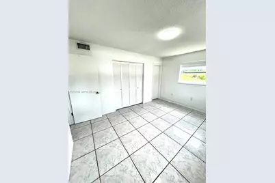 444 SW 4th St #404, Miami, FL 33130 - Photo 27