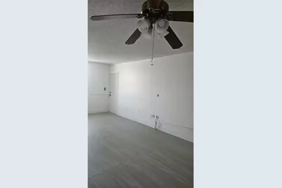 5625 W 20th Ave #208, Hialeah, FL 33012 - Photo 5