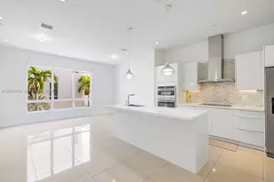 10471 NW 66th St, Doral, FL 33178 - Photo 29