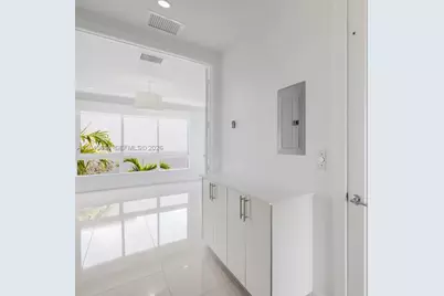 10471 NW 66th St, Doral, FL 33178 - Photo 17