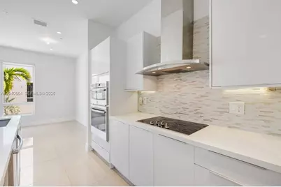 10471 NW 66th St, Doral, FL 33178 - Photo 25
