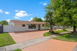 7701 W 16th Ct, Hialeah, FL 33014 - Photo 3