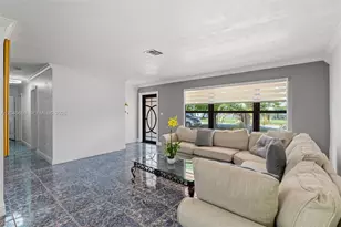 7701 W 16th Ct, Hialeah, FL 33014 - Photo 7