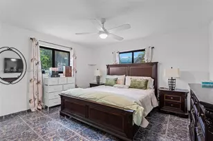 7701 W 16th Ct, Hialeah, FL 33014 - Photo 25